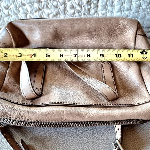 Fossil Leather Tan Shoulder Bag - Picture 7 of 10